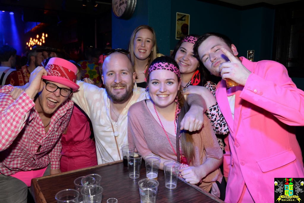../Images/Carnavals maandagavond in VdG 147.jpg